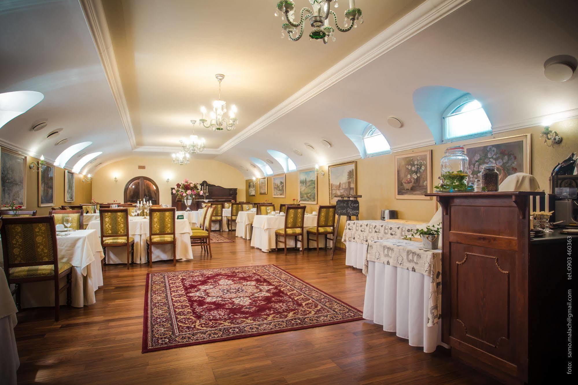 Hotel Bojnicky Vinny Dom Bojnice Extérieur photo